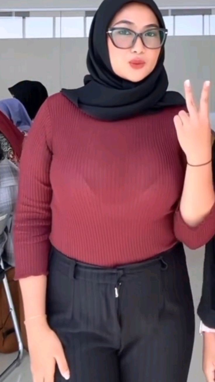 Tante Jilbab Indo Ukhti Zalva Tutorial Wiwik Ulekan Ganas Trending Global Indonesia 2026